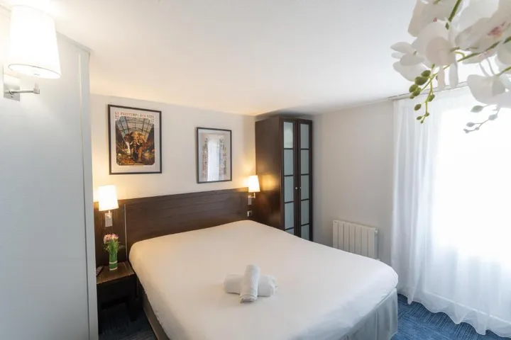 OUT Hotel room